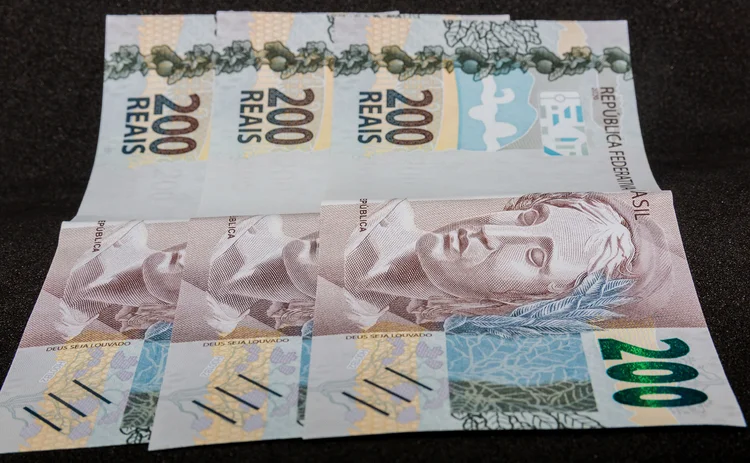 Brazil 200 real banknotes
