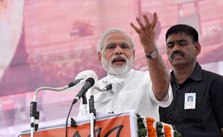 Narendra Modi in Rewari at ex-servicemen rally - by Narendra Modi Flickr