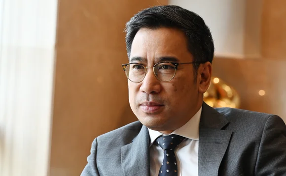 Sethaput Suthiwartnarueput
