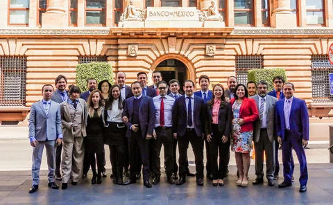 The team at the Bank of Mexixo that worked on the ADSOA architecture