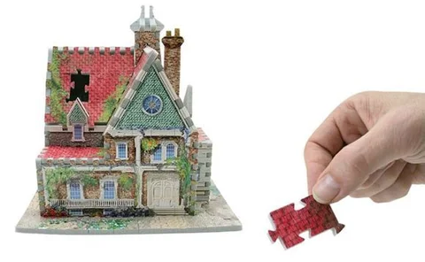 Jigsaw puzzle of a house