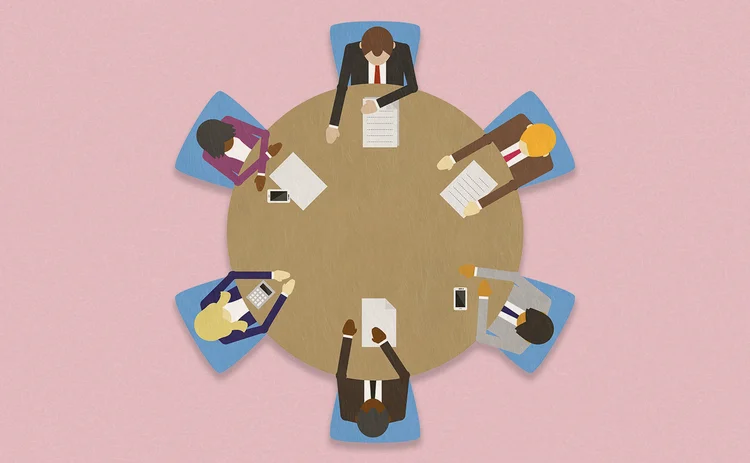 From debate to dilemma: should reserve managers diversify when rates are high?