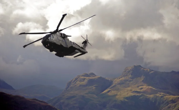 RAF Merlin helicopter hugs valleys in the lake district