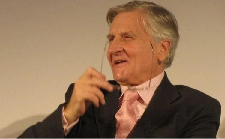 trichet-laughing