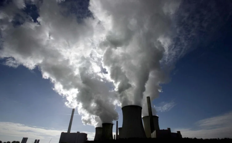 pollution-power-plant-smoke-cloud-silhouette