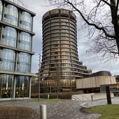 Bank for International Settlements (BIS)